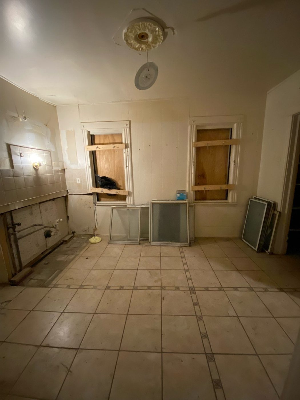 Emerald Avenue, before