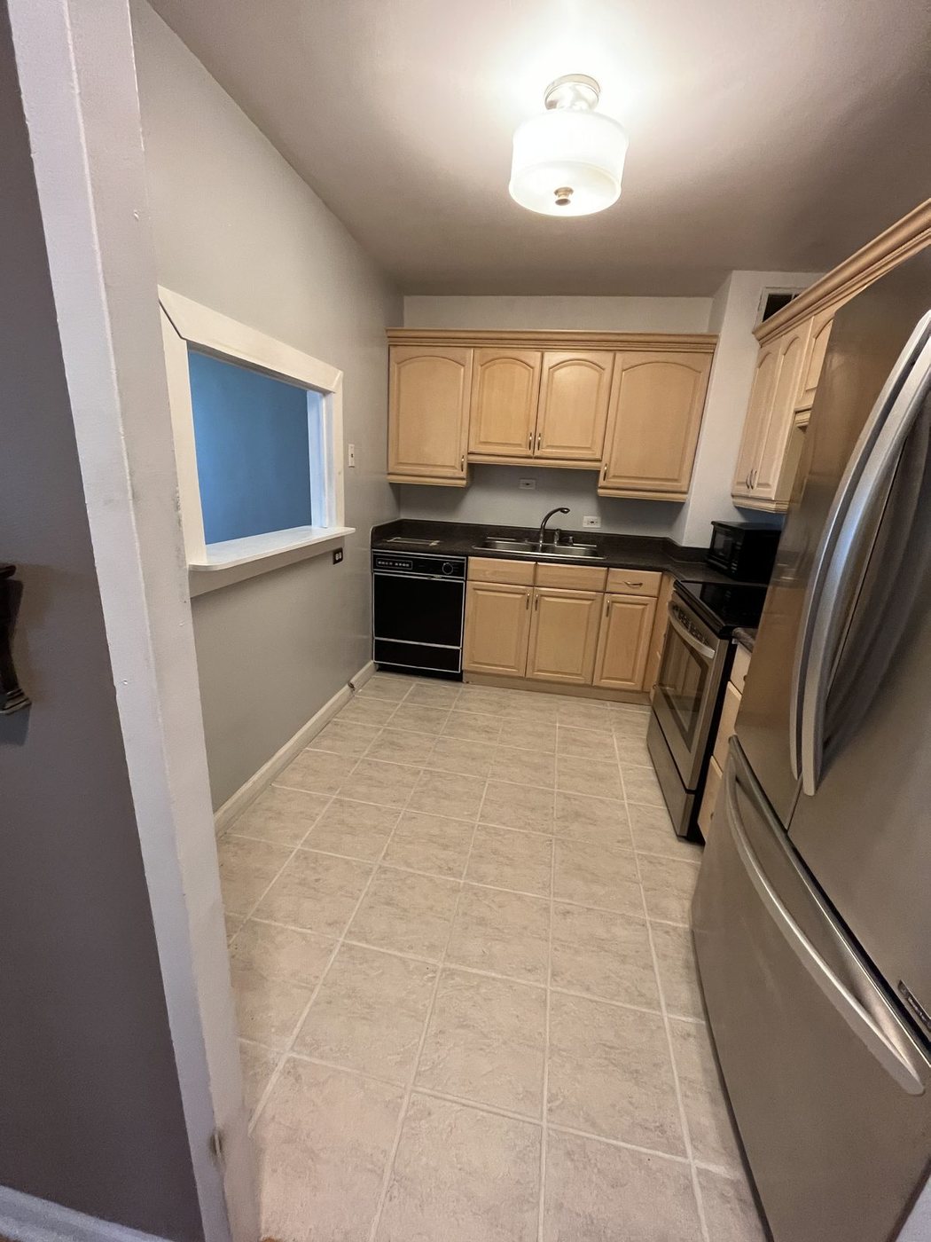 Lakeview condo, galley to island, before we started